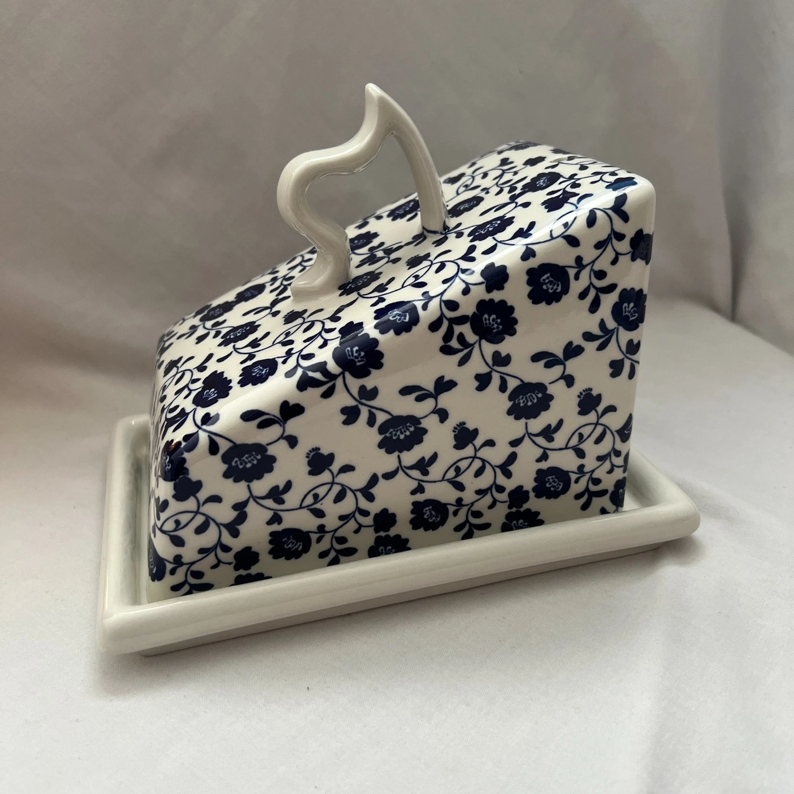 Vintage Blue & White Haxby Butter / Cheese Dish – Made in England