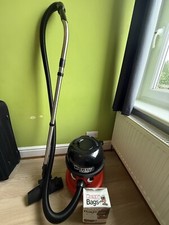 Henry XL vacuum cleaner