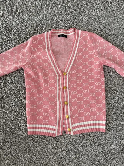 Gucci button down sweater pink