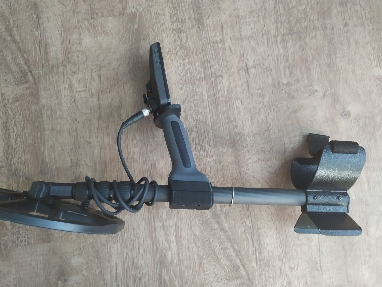 Telescopic Carbon Fibre Shaft for Minelab Equinox 600/800 Metal Detector 1 - Picture 6 of 9