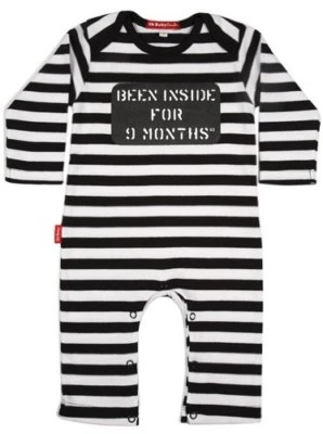 Spruch Been Inside for 9 Months Strampler Oh Baby London schwarz-weiß Spielanzug