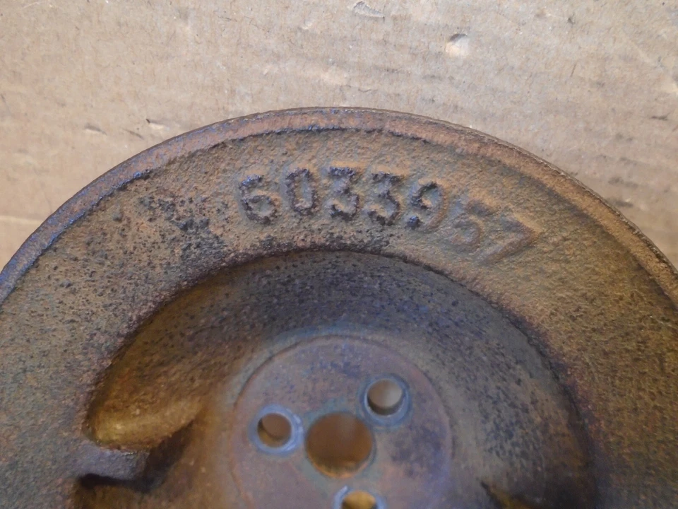 Árbol de levas Renault DAUPHINE POLEA 4cv? 6033957 Gordini? Foto 3 de 4