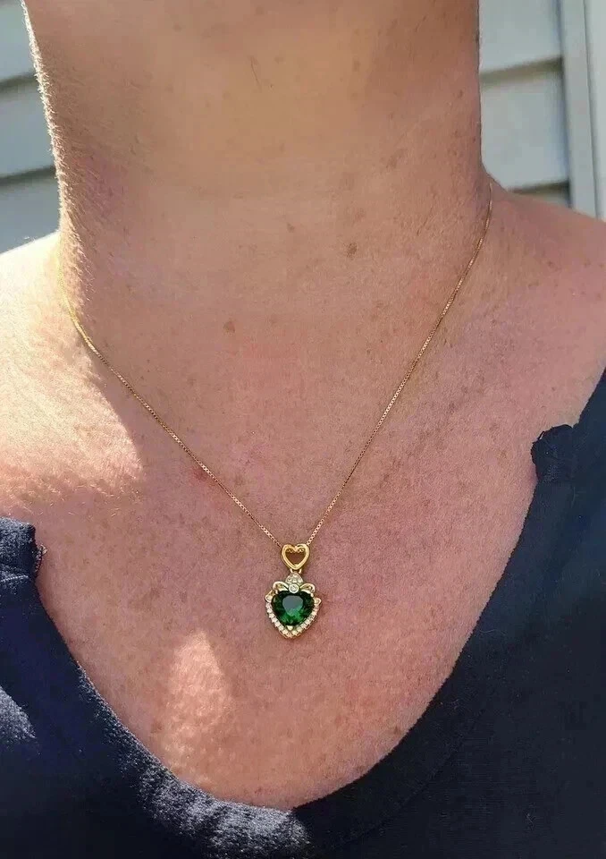 2 Ct Heart Cut Lab-Created Emerald Women's Heart Pendant 14K Yellow Gold Plated - Image 4 of 4