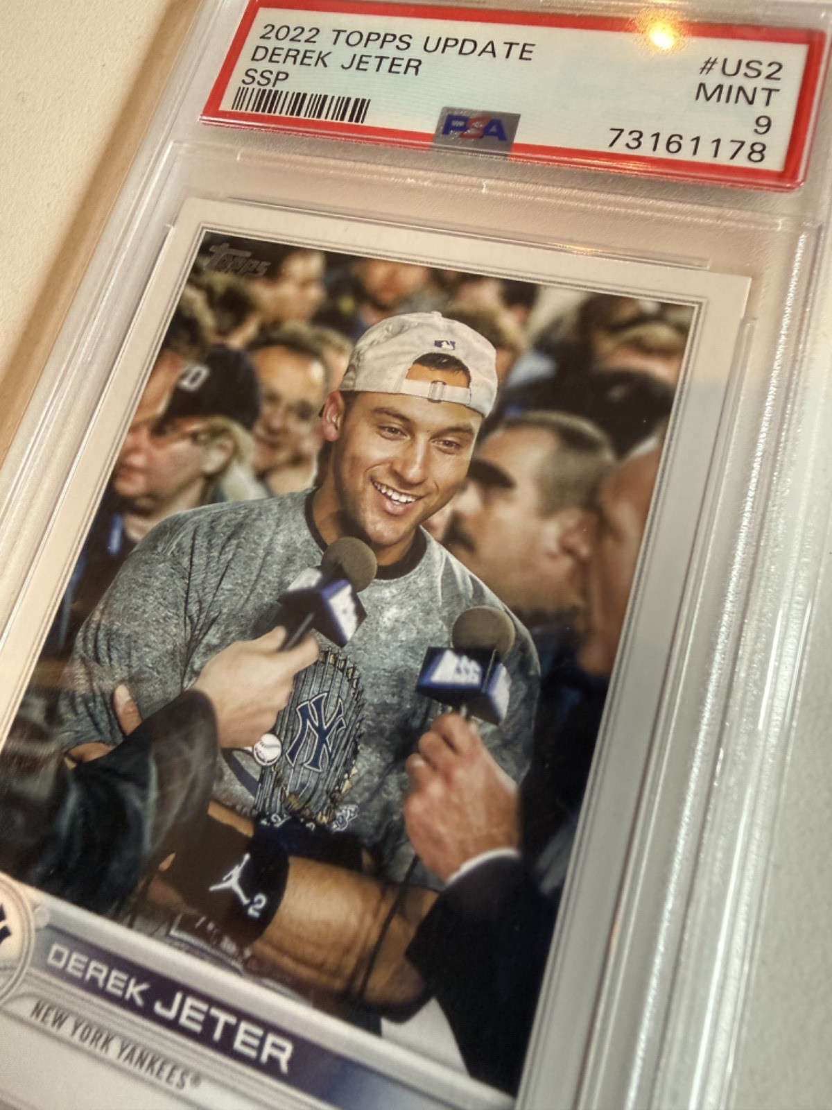 2022 Topps Update SSP Derek Jeter PSA 9 Rare view 3