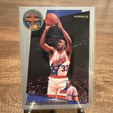 1992-93 Fleer - Sharpshooters Hersey Hawkins #9