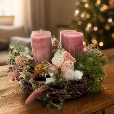 Adventsgesteck Kerzen Kugel Haus Stern rosa weiß - Bild 1 von 4