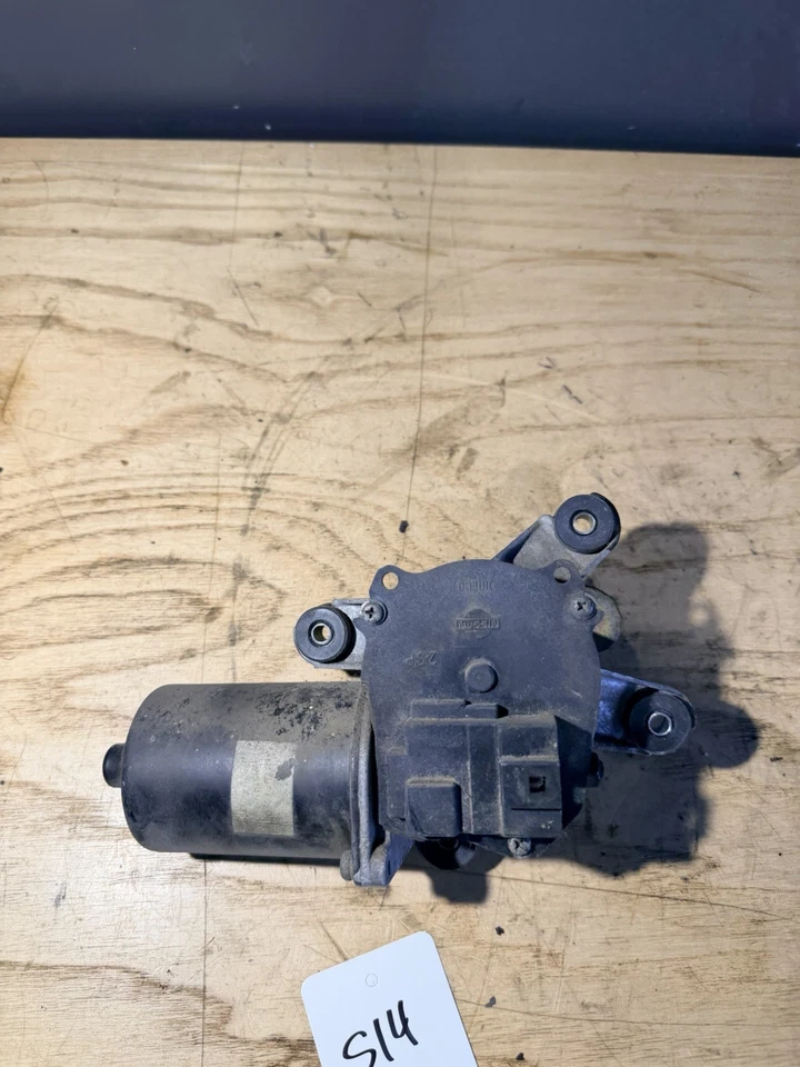 Nissan 240sx S14 Zenki 1995-1996 OEM motor limpiaparabrisas delantero Foto 2 de 4