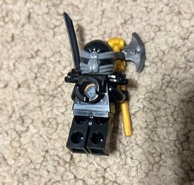 LEGO NINJAGO: Master Wu Dragon 70734 100% complete w/ minifigs box & instruction