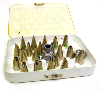 Vintage Ateco Cake Ornamenting and Decorating Tube Set No 782 W