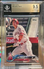 MIKE TROUT 2018 TOPPS #300 GEM MINT 9.5
