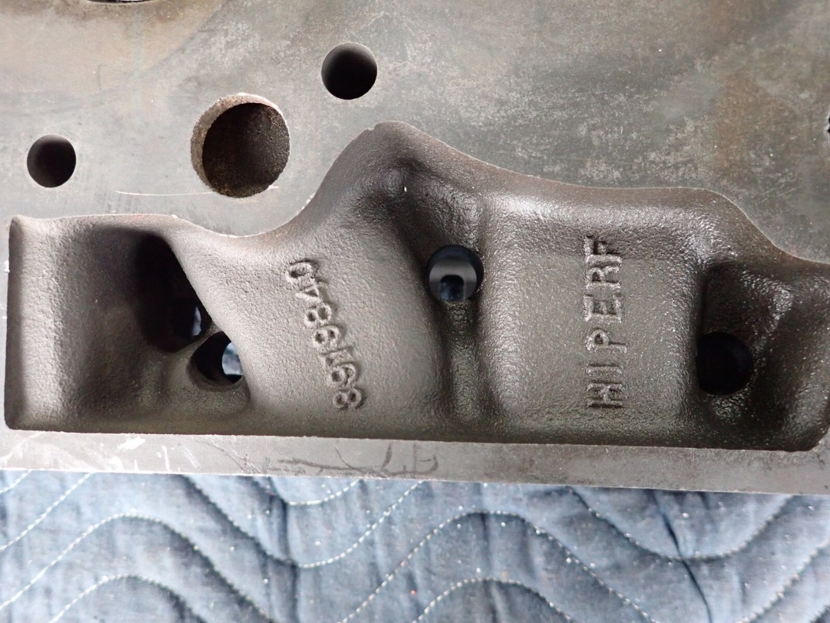 Original GM Big Block Chevy Rectangular Port Head 3919840 E 1 9  