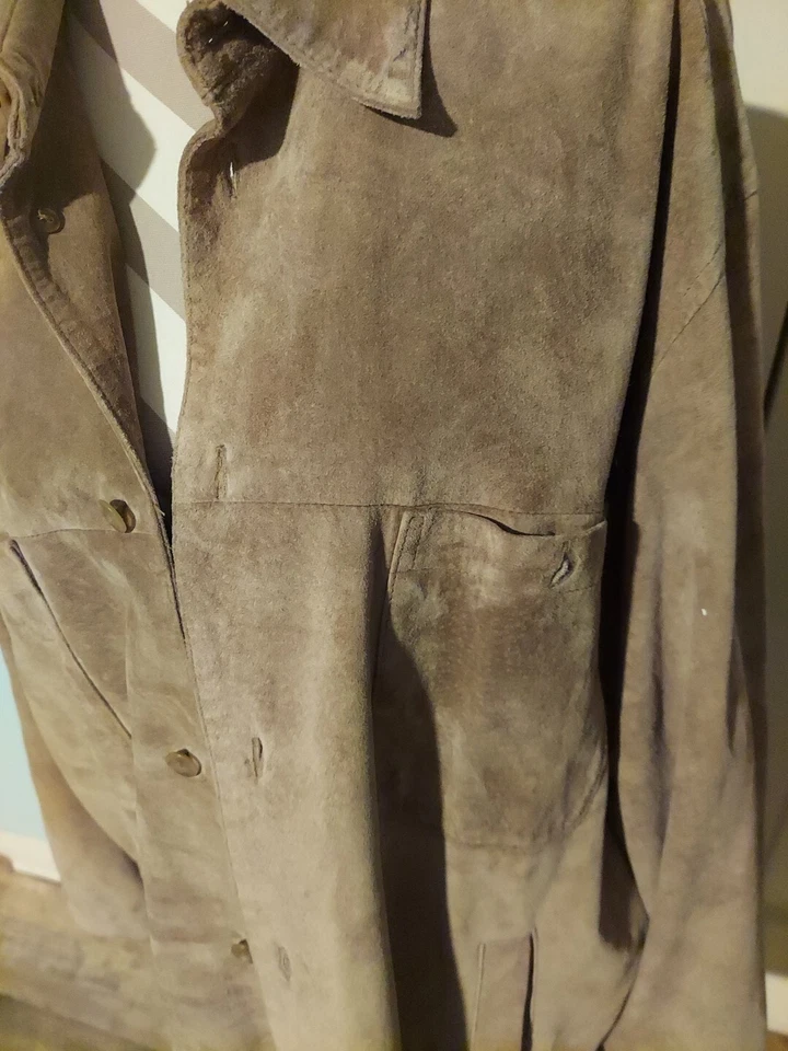 Perry Ellis Hombres Camisa de Gamuza Chaqueta Larga Abotonada Cuero Tostado Talla XL Foto 2 de 4