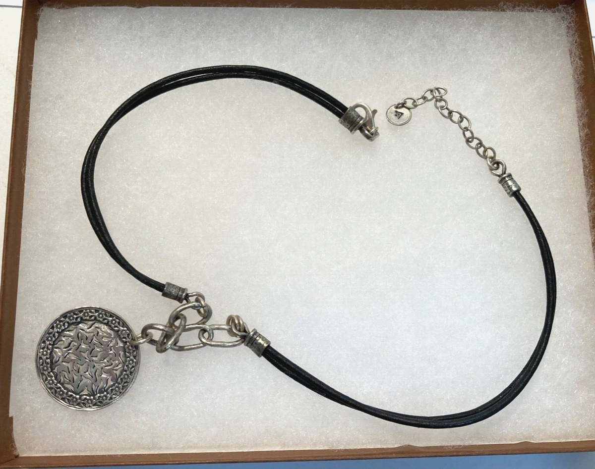 Necklace, S/S & Black Leather w/Filigree Detaiing Pendant, (N1711
