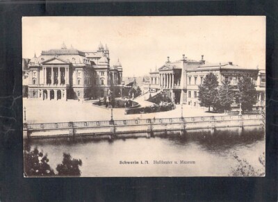 E3300ski Germany Schwerin Court Theater and Museum vintage postcard