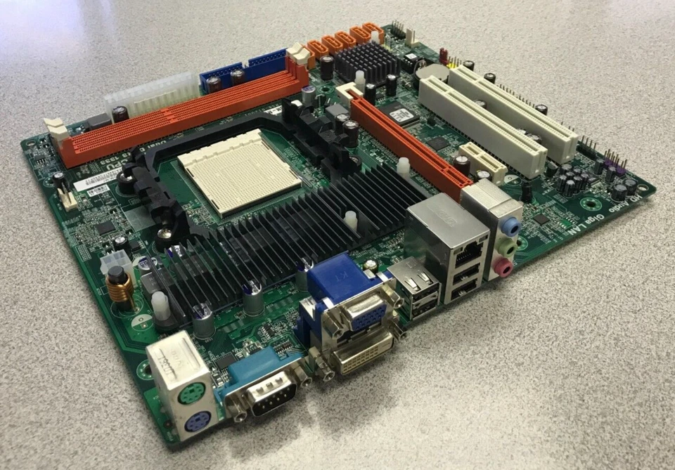 Elitegroup ECS A785GM-M7 AM3 AMD phenom ii athlon ii Micro ATX AMD Motherboard - Image 2 of 4