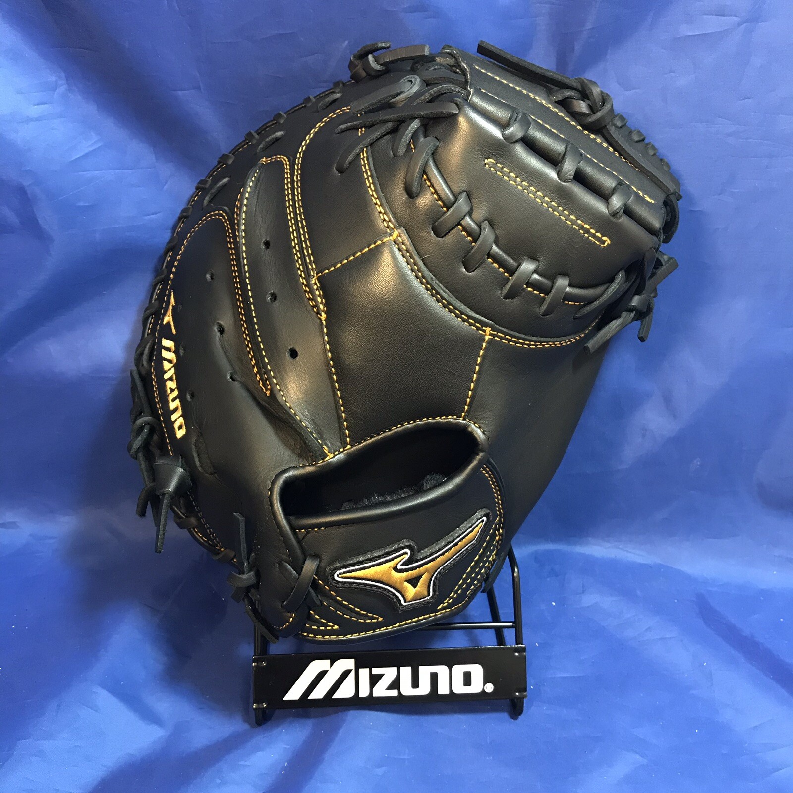 mizuno catchers mitt 34