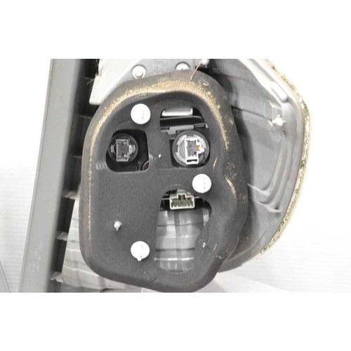 HONDA FIT HYBRID Genuine Tail Light, Set of R & L GP1, STANLEY P9883, Good Used - Picture 21 of 24