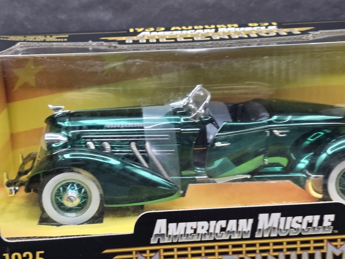 Ertl American Muscle 1935 Auburn 851 Speedster Millennium 1:18