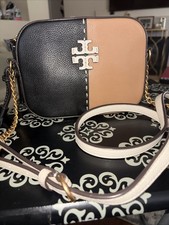 Tory Burch McGraw Camera Small Crossbody Leather Bag Used H 6" L 8"