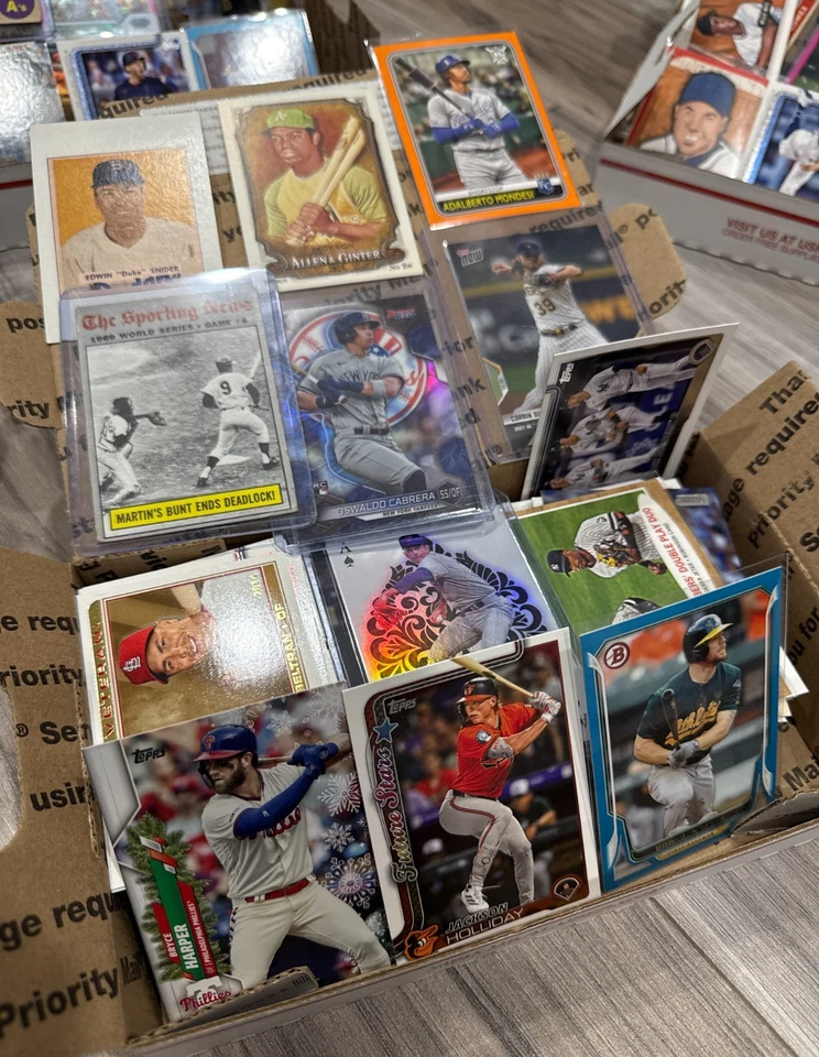 (150-200 Lot) MLB Baseball Cards up to 2025  Rookie cards, 1st Bowman, Numbered - Image 2 of 4