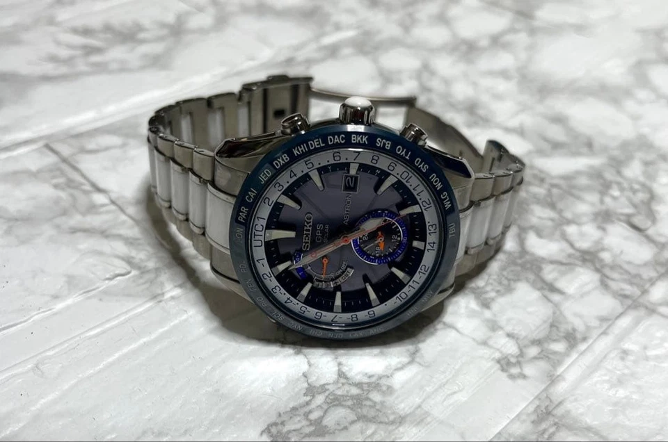 Reloj Seiko Astron SBXA029 7X52-0AJ0 Limited Titanio Cerámica 2013 Usado Foto 4 de 4
