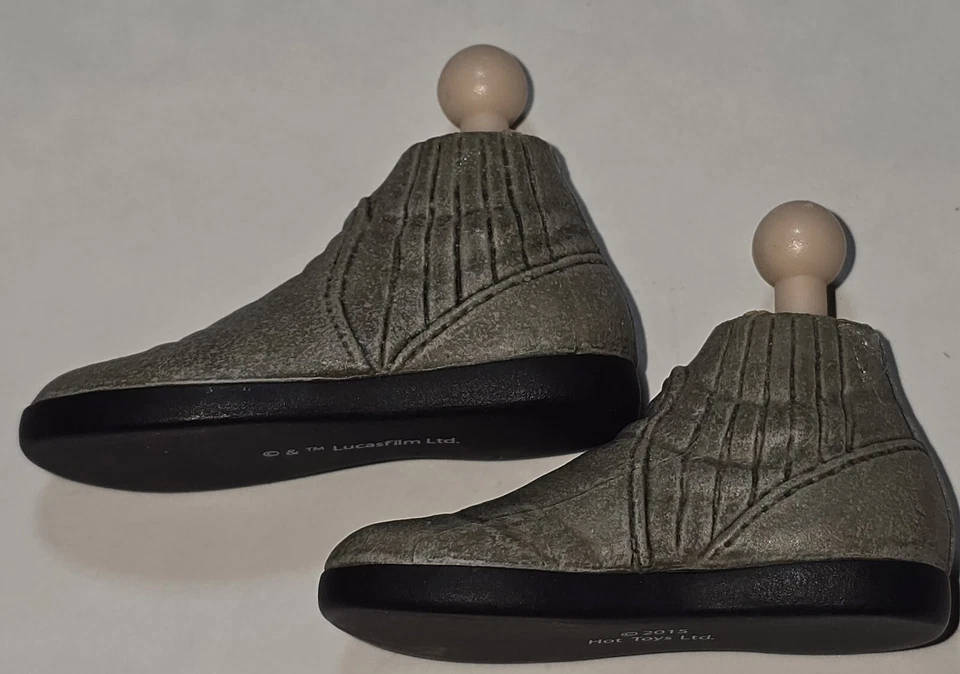 Hot Toys Plastic Shoes Accessory for 12" Action Figure 1/6 scale - Image 4 of 4