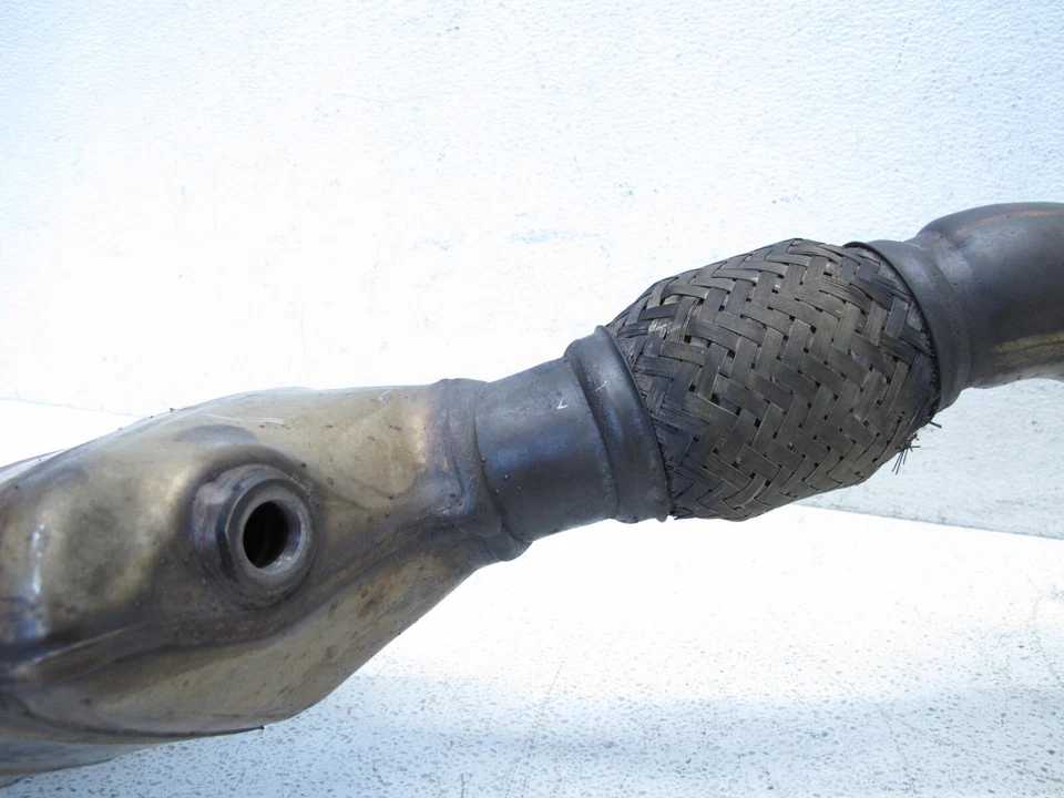 AUDI S4 2004-2009 4.2 V8 B6 LADO DERECHO GATO ESCAPE SILENCIADOR TUBO FABRICANTE ORIGINAL 102324 Foto 2 de 4