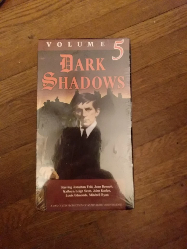 Dark Shadows Volumes 5 -8 NIP Sealed Barnabas Collins Vampire VHS Series  - Image 2 of 4
