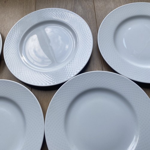 Tognana White Porcelain 8 plates - Picture 8 of 10