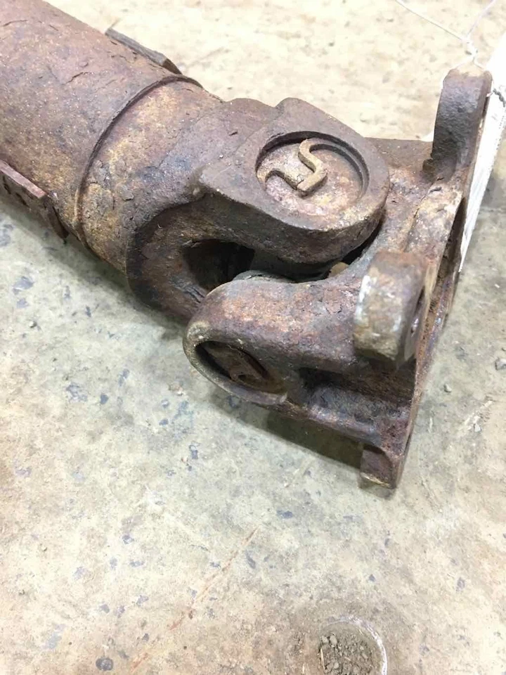 09 FORD FLEX Rear Drive Shaft (awd)3.5lSlightly Stiff Bearing Foto 2 de 4