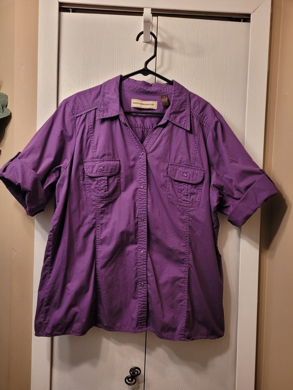 Womens Size 2X Bit & Bridle Collared V-Neck 3/4 Sleeve Top