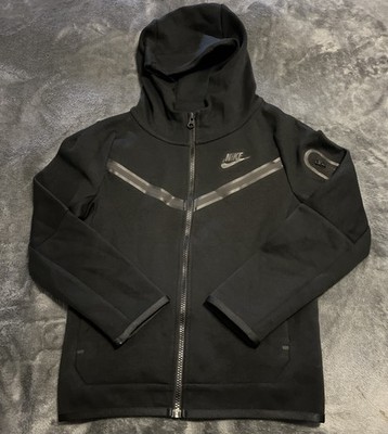 SMALL Nike Boys Sportswear Tech Fleece Full Zip CU9223-010 SMALL Nike Boys Sportswear Tech Fleece Full Zip CU9223-010