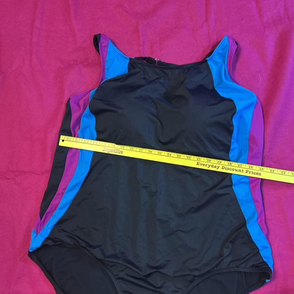 Swimsuits For All One Piece Black /Fuchsia Suite + Swim Shorts Size 6X Shelf Bra - Image 4 of 4