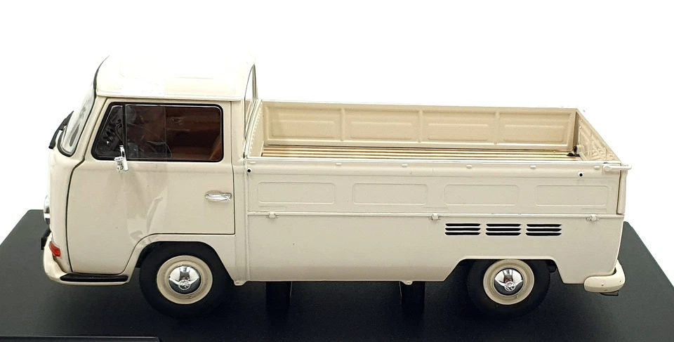 Solido 1/18 Scale Diecast S1809404 - 1968 Volkswagen T2 Pick Up Porsche Service — 第 4/4 张图片