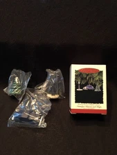 1995 Hallmark Keepsake Ornament Nostalgic Houses and Shops Accessories