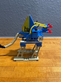 Lego - Classic Space  - 6882 - Walking Astro Grappler-100% Complete-Instructions