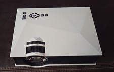 LED Projector 1200 Lumens 800 480 Pixels 800 : 1 DLNA 4:3 16:9