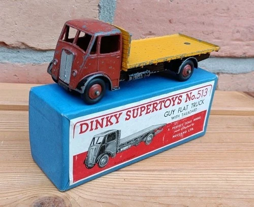 DINKY SUPERTOYS NO.512 GUY FLAT TRUCK (Original/Boxed)