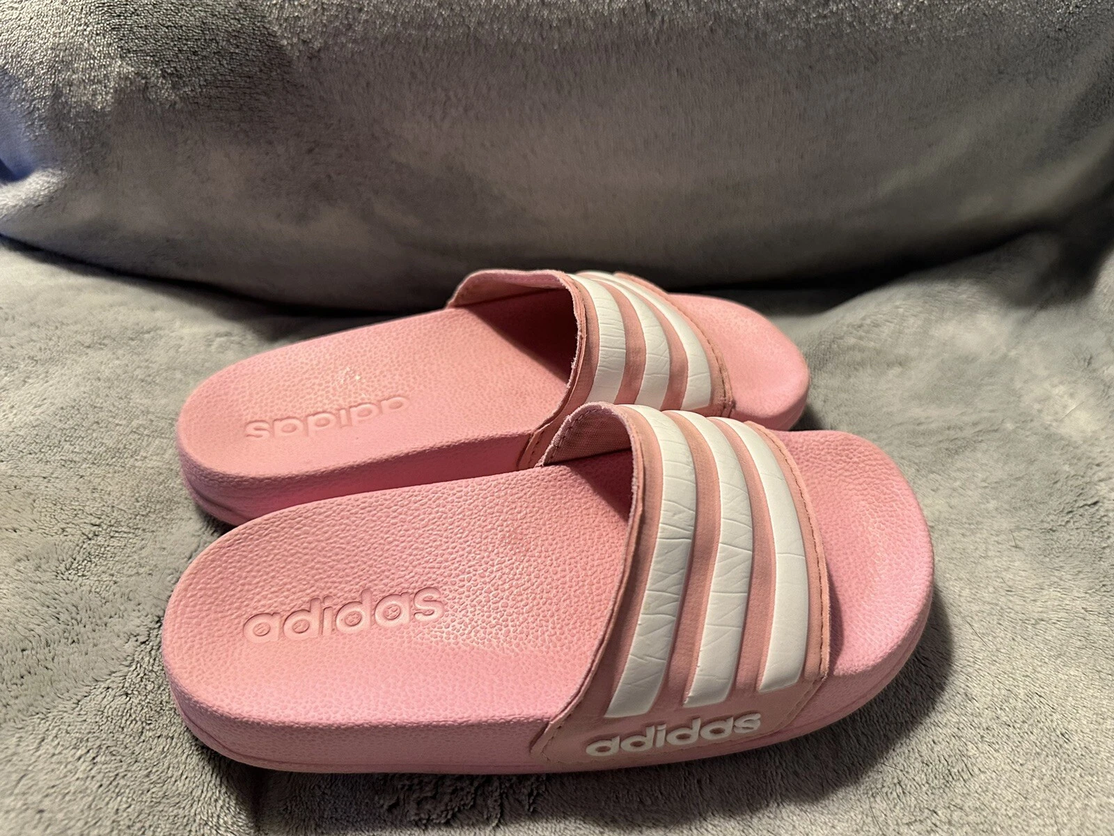 Adidas Adilette Aqua Slides rosa per bambini taglia 11