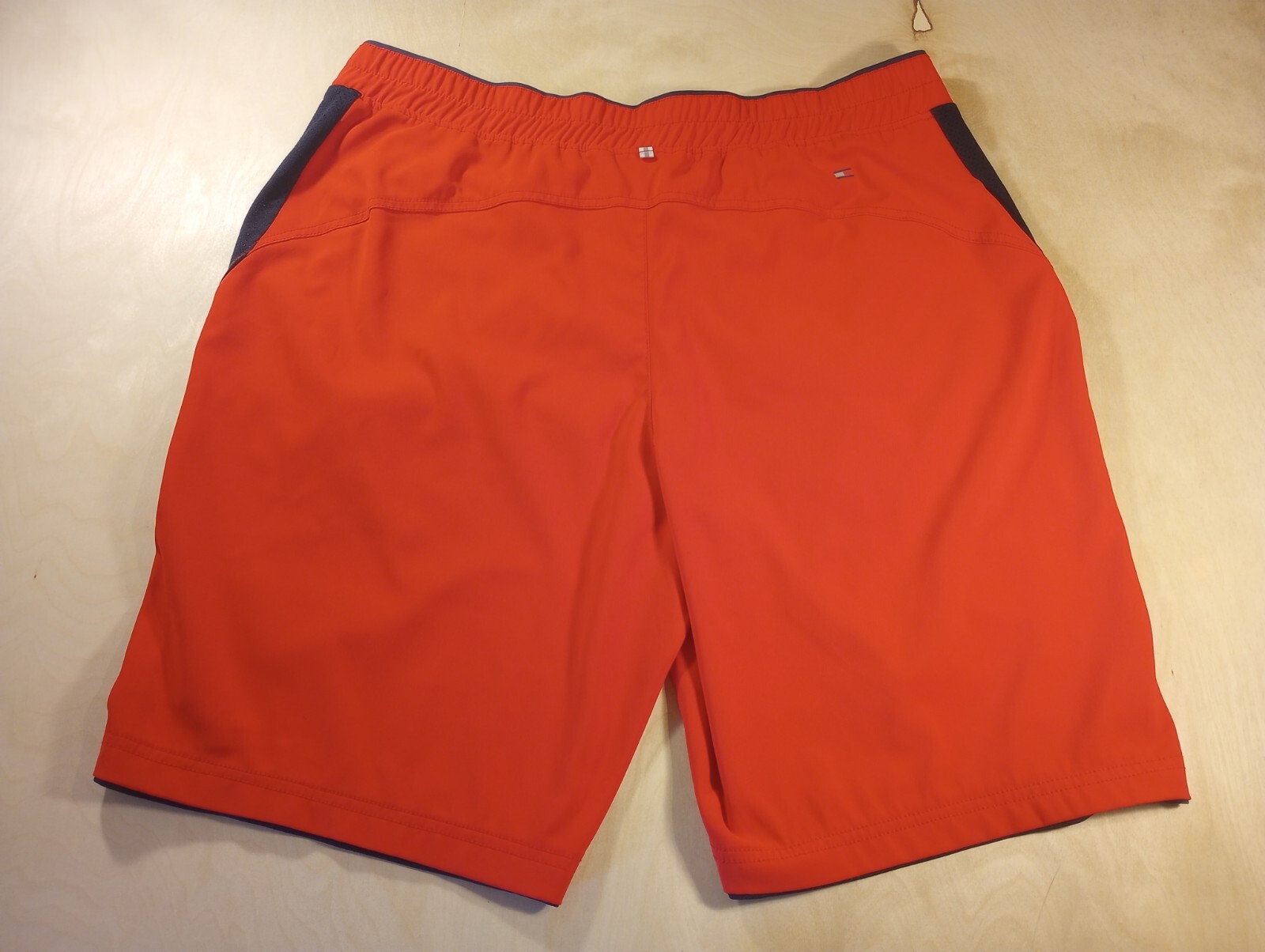 Tommy Hilfiger Mens Athletic Essential Sport Elastic Waistband Shorts Large Red