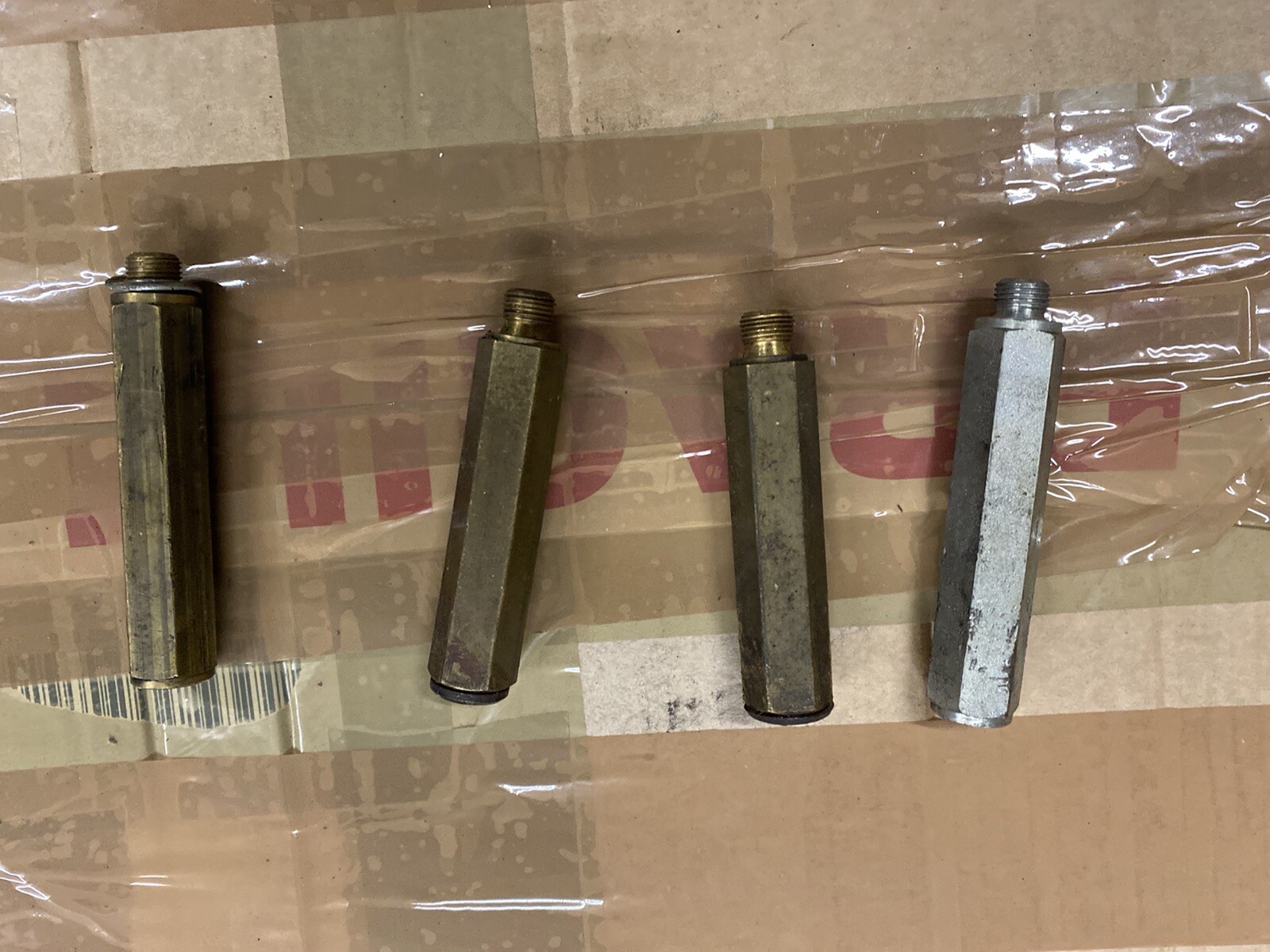 Oil Pump Pressure Gauge / Bleed Port Connector. Riello. Danfoss Brass