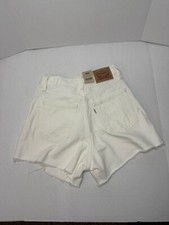 Levi's High Waisted White Mom Shorts Size 26