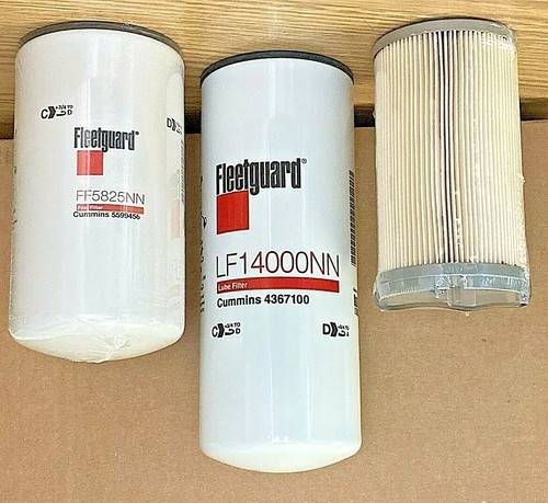 NEW GENUINE CUMMINS ISX ENGINE FUEL FILTERS , LUBE OIL FILTER SERVICE CHANGE KIT