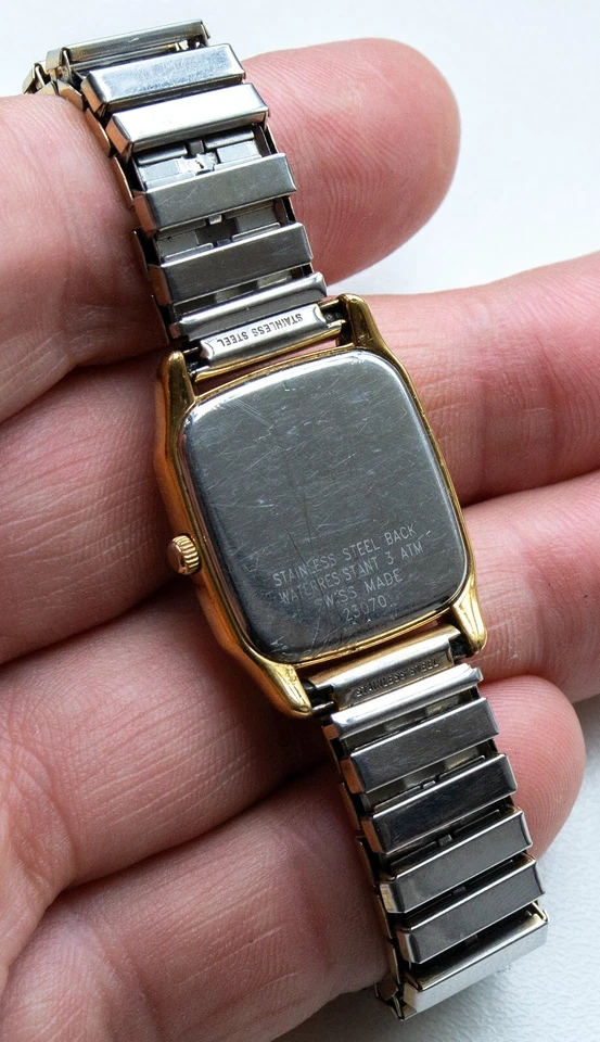 RARE SWISS MADE EDOX STAINLESS STEEL DRESS WRIST WATCH w/ SECOND HAND SUB-DIAL - Image 2 of 3