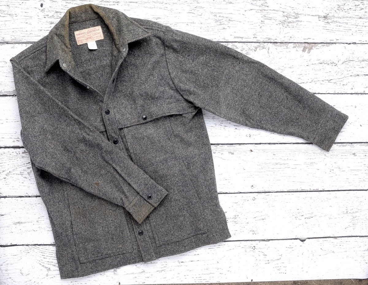 Vintage C.C. Filson Co. Mackinaw Wool Cape Coat Jacket Style Vintage C.C. Filson Co. Mackinaw Wool Cape Coat Jacket Style