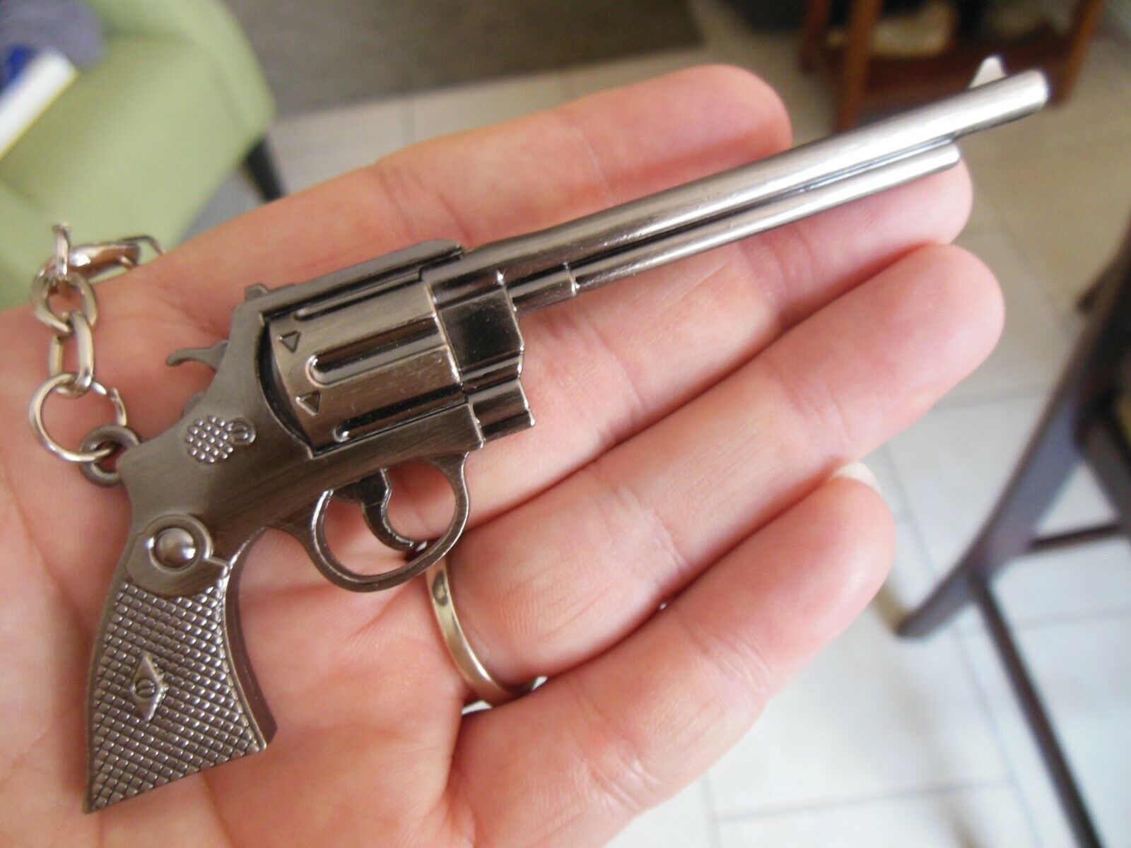 38 - Special * (( SNUB NOSE / REVOLVER / Keychain )) **Free Shipping***