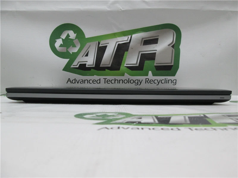 Notebook Dell Precision 7730 Xeon E-2176M 2.7GHz 64GB RAM 512GB SSD Win 10 Pro certificado de autenticidade - Imagem 3 de 4