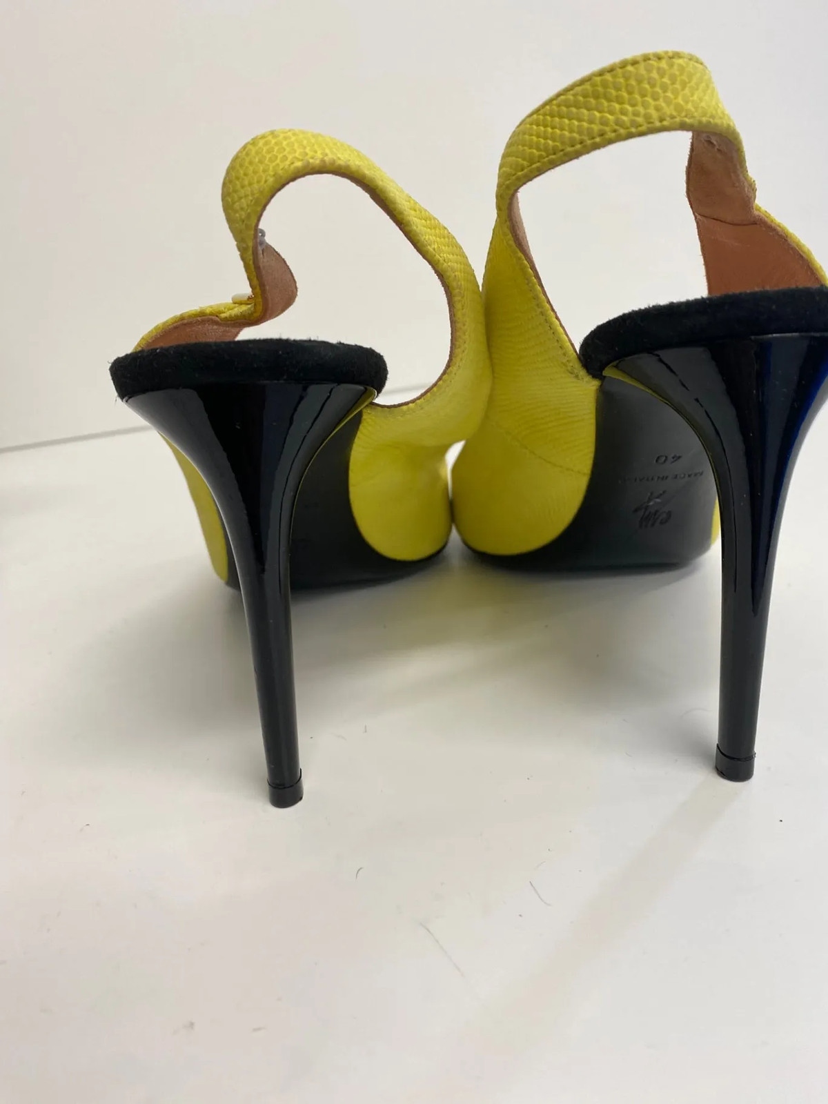 Fabulous Roland Mouret python Sling back heels Uk… - image 6