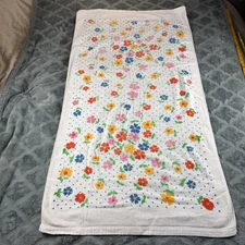 Vintage Royal Treasure Floral Towel Bath Colorful Flowers 46x25 Retro 70s Vtg