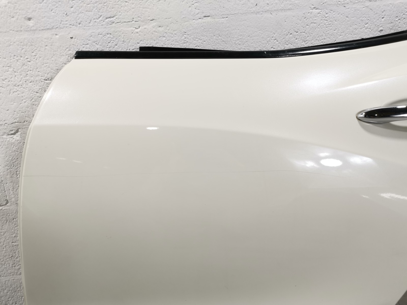 Maserati Ghibli RWD 3.0 L 2015 Rear Left Door Skin Shell White Color HP0896A OEM